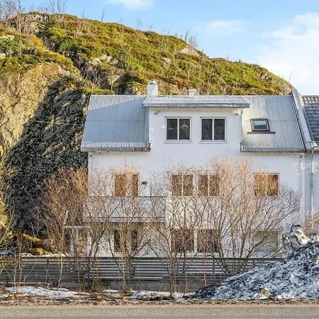 Elegant In The Heart Of Willa Svolvær